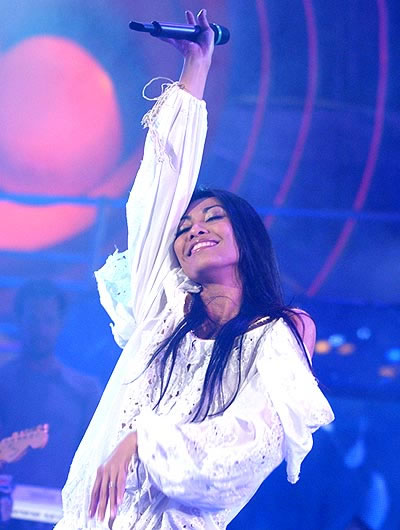 Anggun at Festivalbar 2005 in Viterbo (19/06/2005)